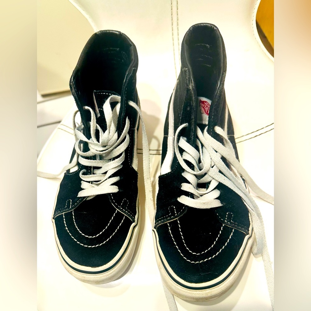 High top sneakers. Vans. Size 8. Fits like 7.5. Washed. Great condition. Firm.
